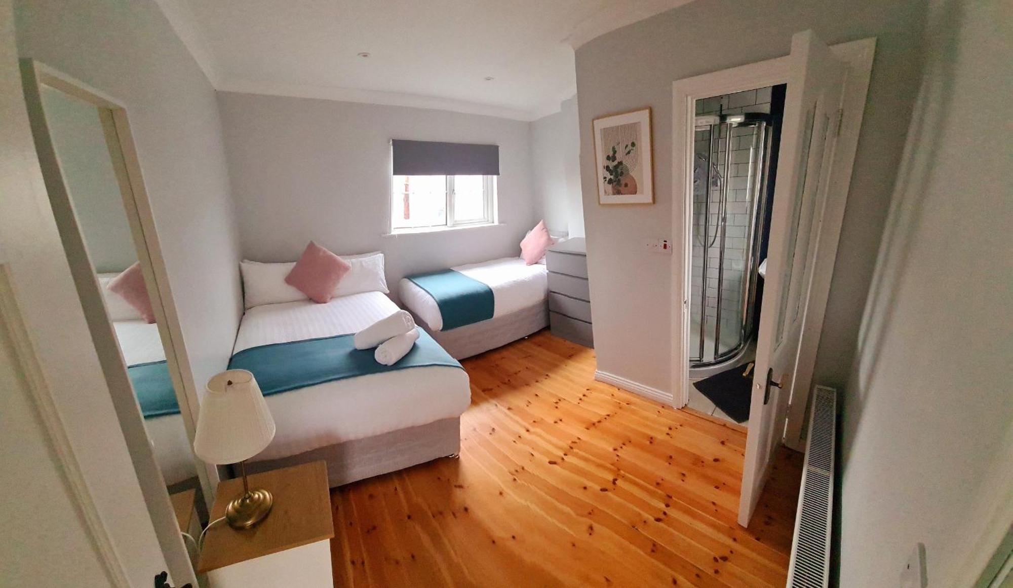 Stylish 3 Bedroom Galway House Buitenkant foto